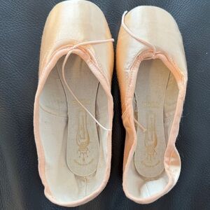 Freed of London Clef Maker